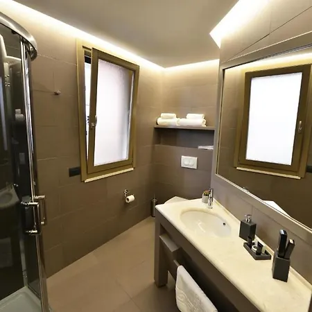 Hotel Petit Elita