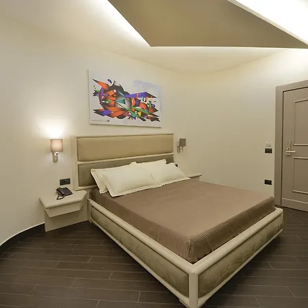 Petit Elita 4* Shkodër