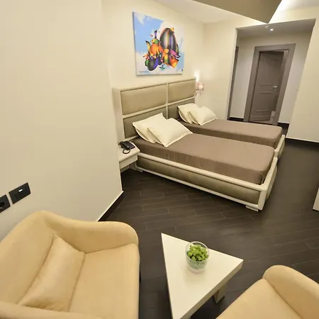 Petit Elita Hotel 4*