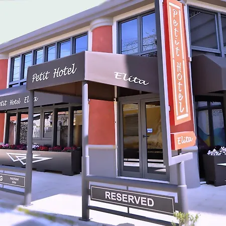 Hotel Petit Elita