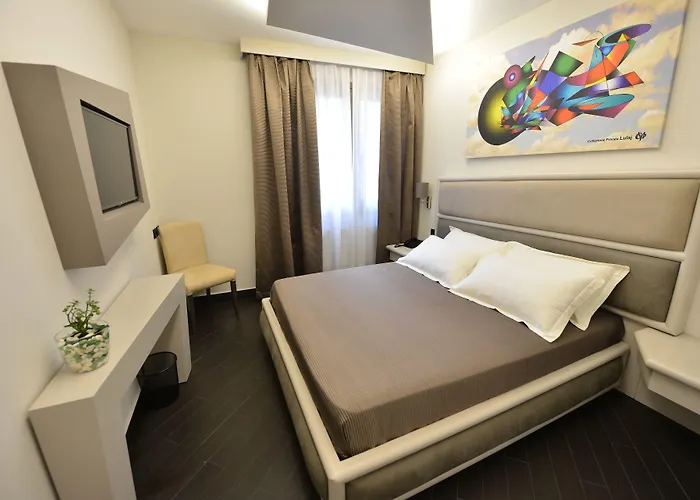 Ξενοδοχείο Petit Elita 4*