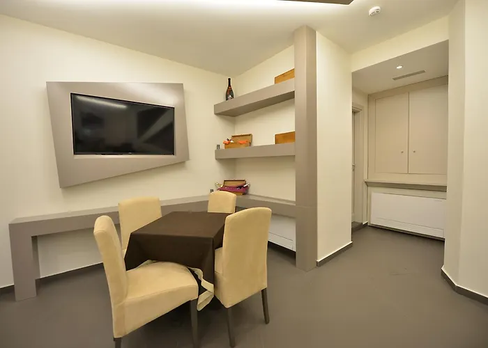 Petit Elita Σκόδρα